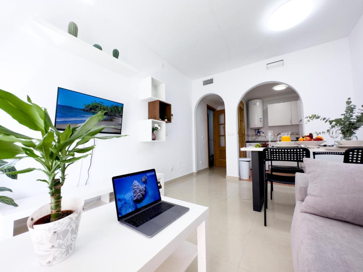 Playa Sun Apartment San Luis de Sabinillas Luaran gambar